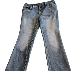 Apt. 9 Straight Leg Midrise Jeans Size 10 Medium Wash Button Back Pockets